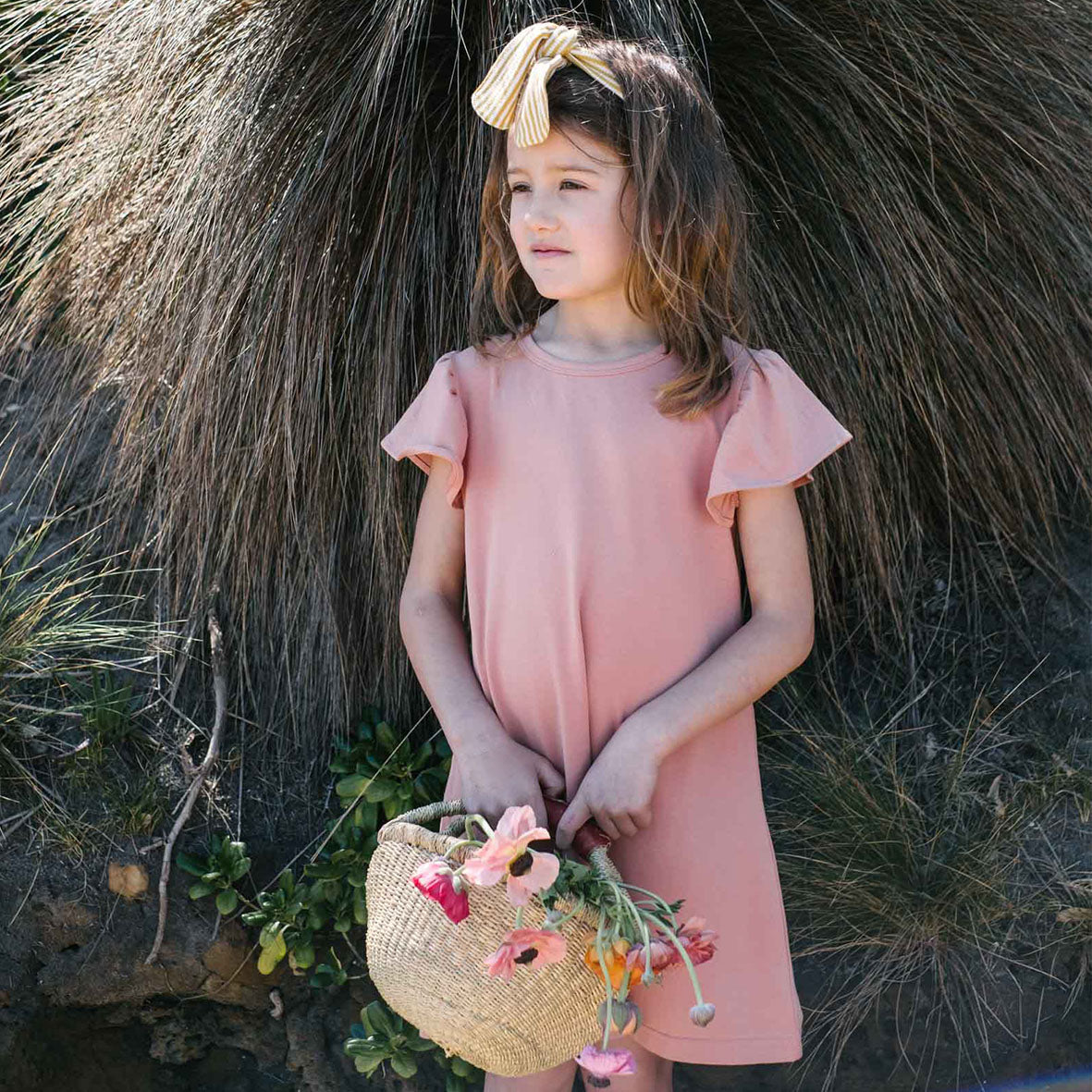 Flutter sleeve dress