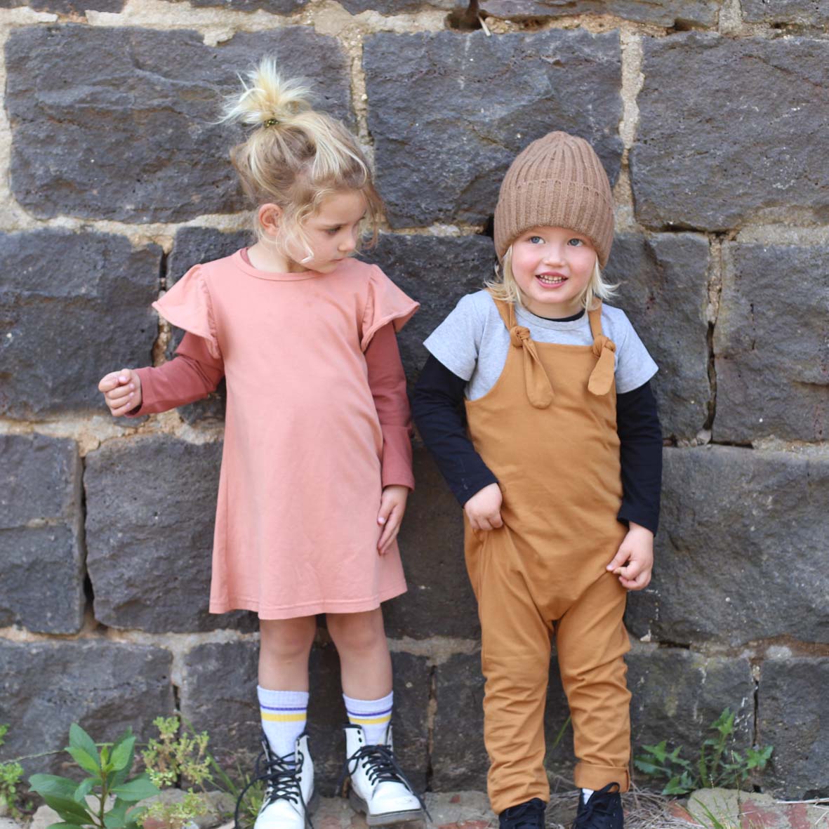 Flutter sleeve dress